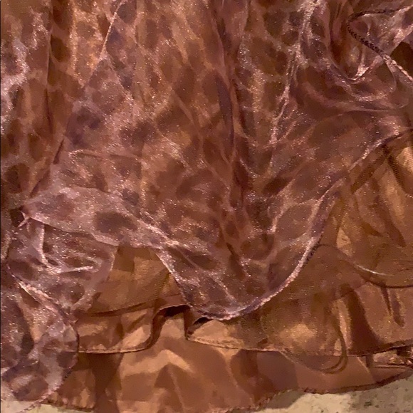 Beautiful party dress! - Picture 4 of 6